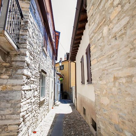 Апартаменти Casa Di Momo Carate Urio Екстер'єр фото